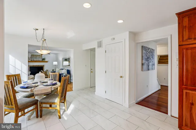 $599,000 | 9904 Durango Drive, Damascus, MD 20872