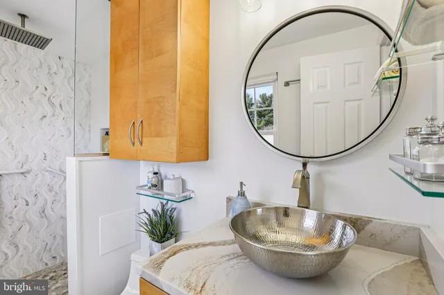 $599,000 | 9904 Durango Drive, Damascus, MD 20872