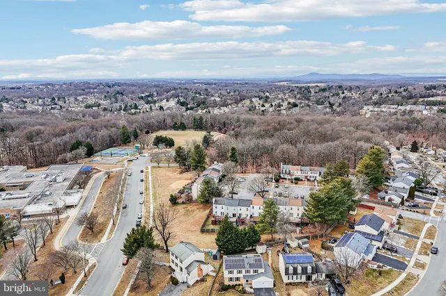 $599,000 | 9904 Durango Drive, Damascus, MD 20872