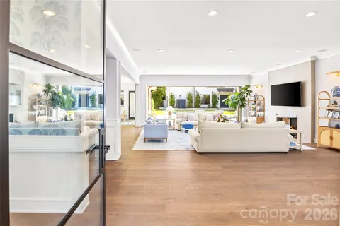 $6,500,000 | 1919 Shoreham Drive, Charlotte, NC 28211