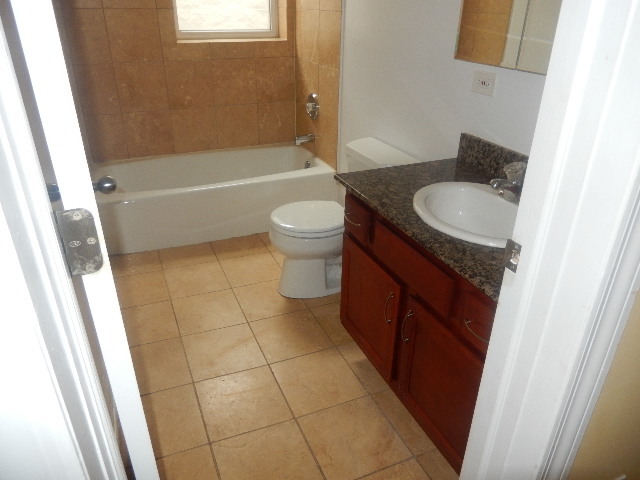 515 East 44th Street, Unit 1 Chicago, IL 60653 - Photo 7 of 17