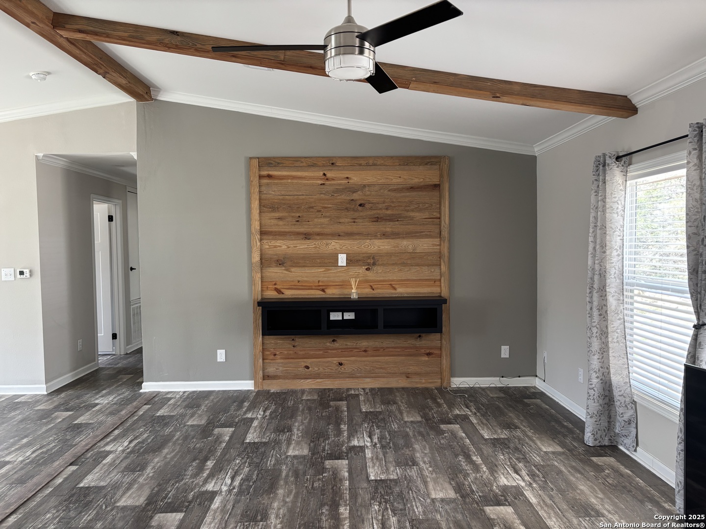 320 Fawn Drive Spring Branch, TX 78070 - Photo 3 of 12