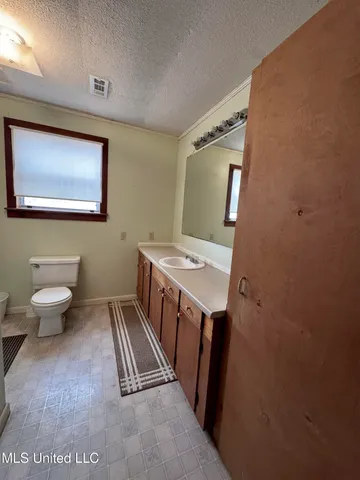 $139,000 | 768 Louis Bennett Road, Anguilla, MS 38721