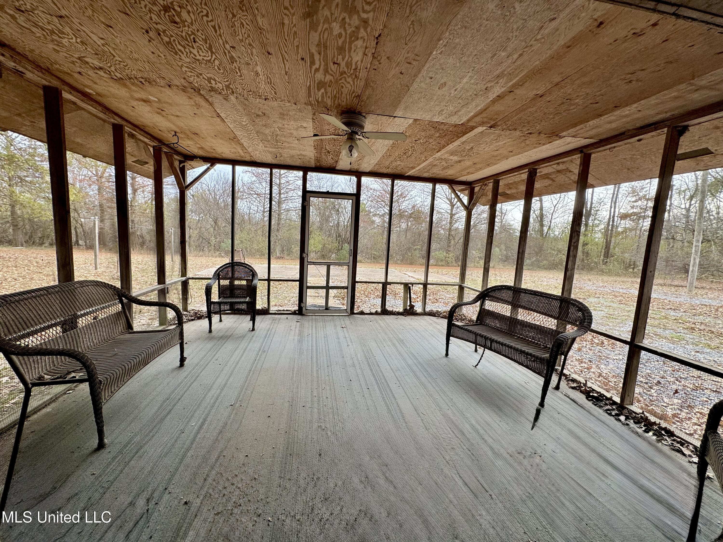 768 Louis Bennett Road Anguilla, MS 38721 - Photo 10 of 25 IMG_1321