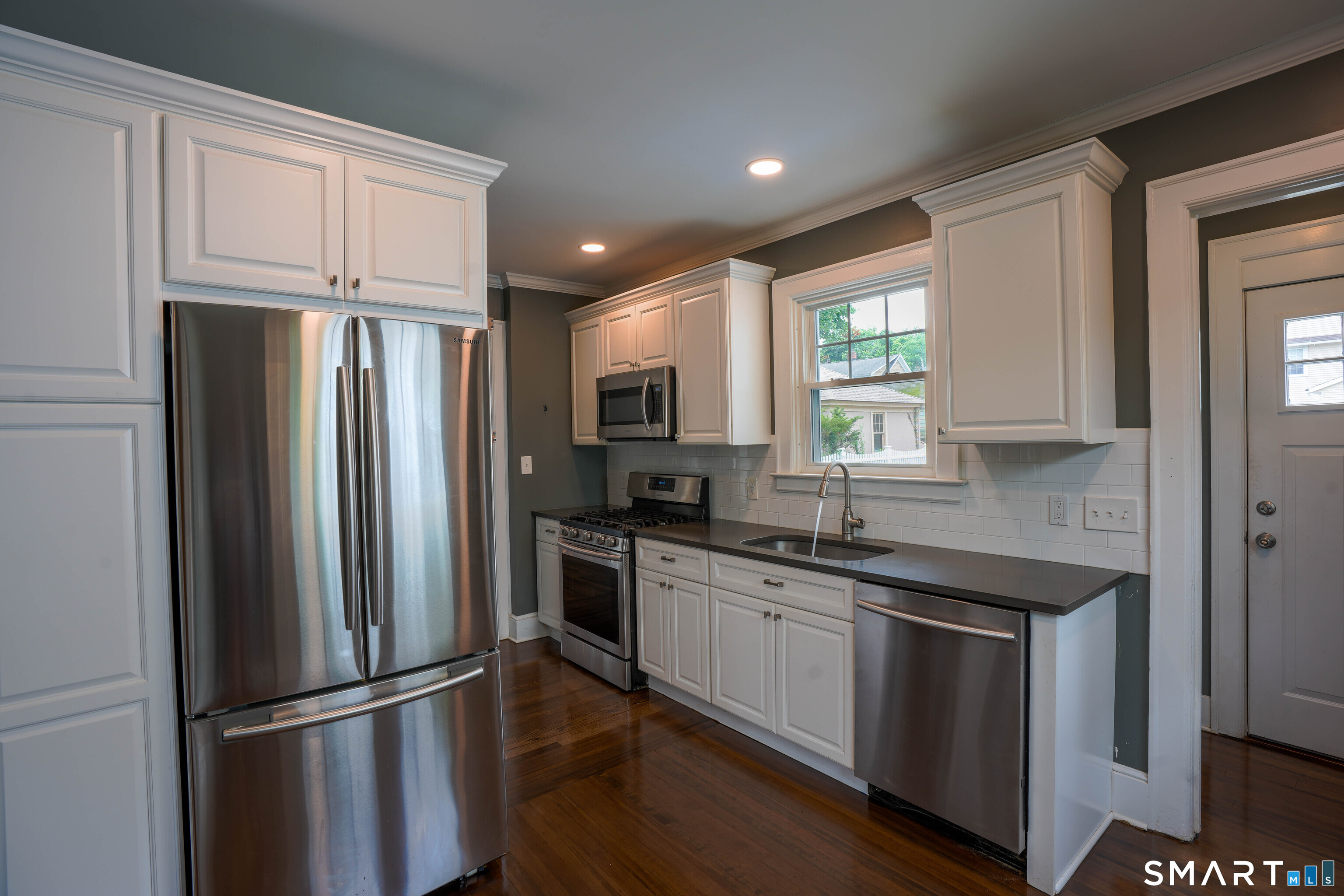 106 Filbert Street Hamden, CT 06517 - Photo 13 of 40 Kitchen