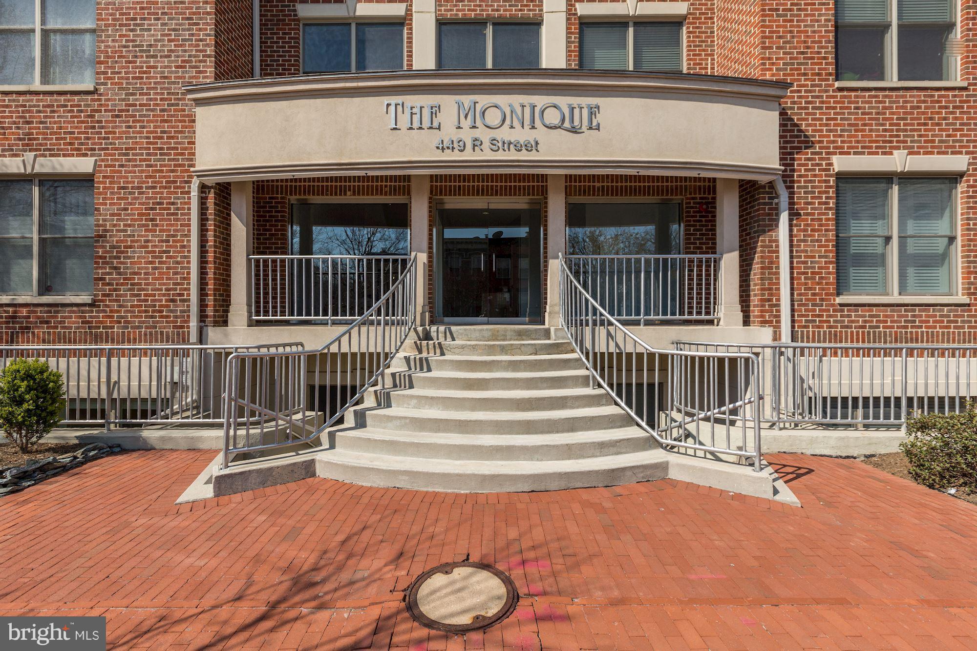 449 R Street Northwest, Unit 10 Washington, DC 20001 - Photo 1 of 23 front view of a house