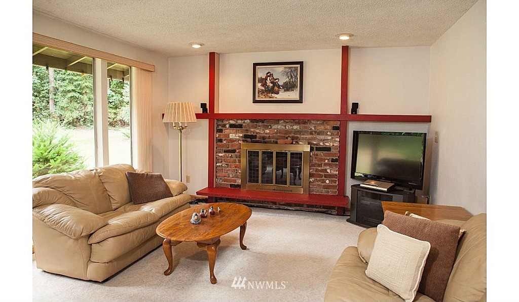 1125 Lidstrom Road East Port Orchard, WA 98366 - Photo 8 of 19 Gallery Image 8
