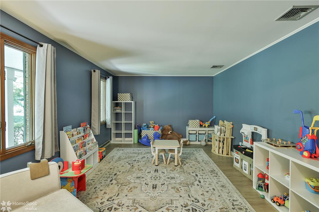 6124 Hilltop Road Orefield, PA 18069 - Photo 7 of 57