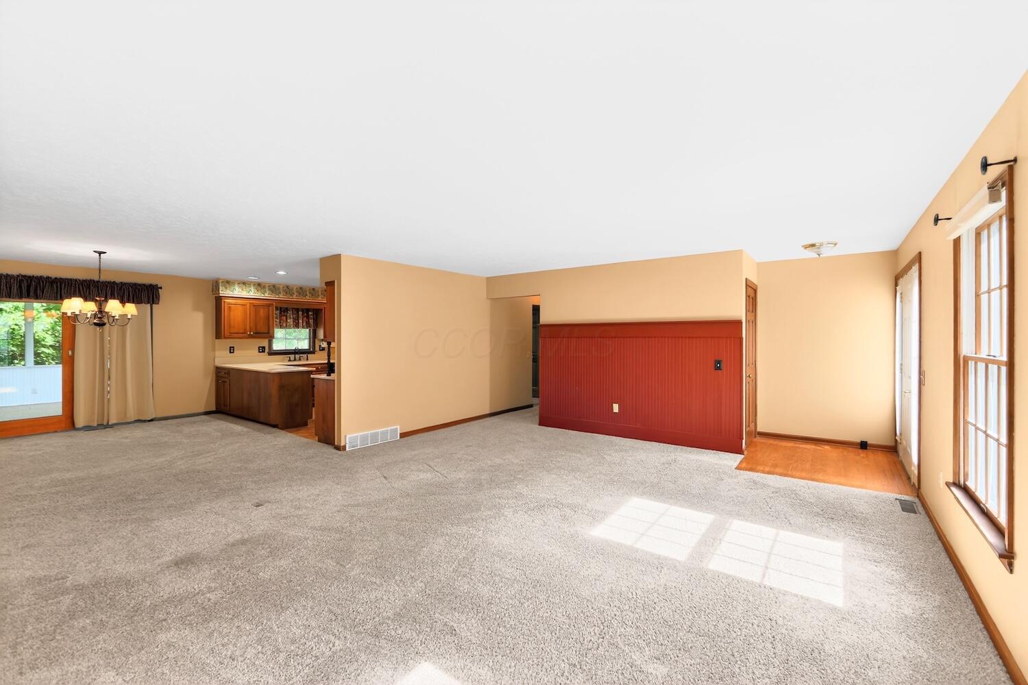 13399 Old Mansfield Road Mount Vernon, OH 43050 - Photo 3 of 51