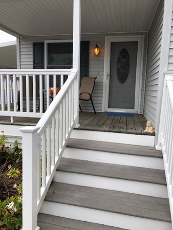 10 Robert Road Plainville, MA 02762 - Photo 3 of 20 Gallery Image 3