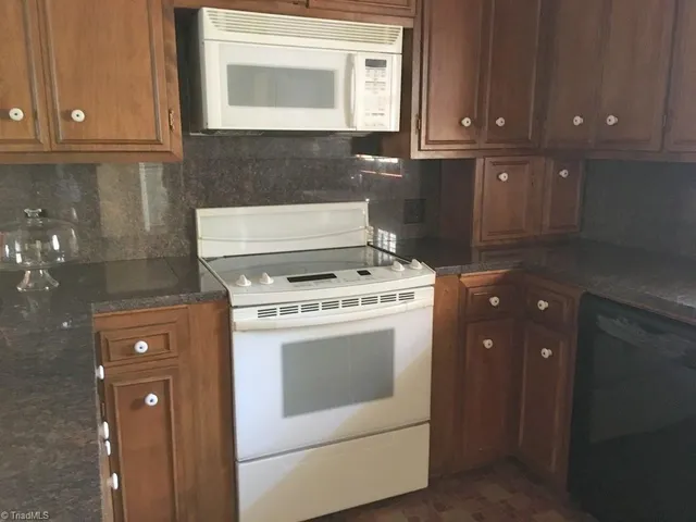 $380,000 | 234 Hylton Street, Mount Airy, NC 27030