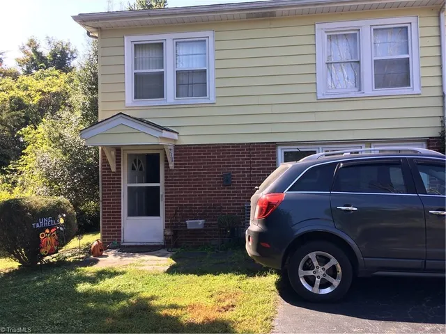 $380,000 | 234 Hylton Street, Mount Airy, NC 27030