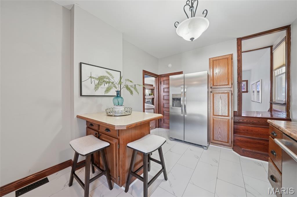 517 Clark Avenue Webster Groves, MO 63119 - Photo 14 of 32