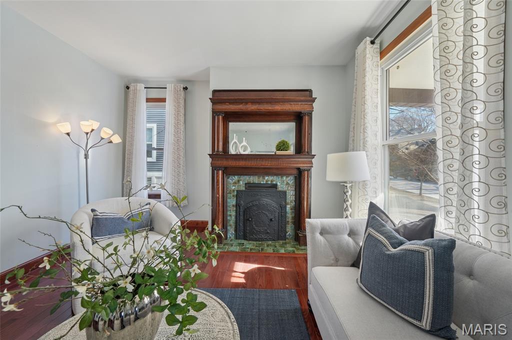 517 Clark Avenue Webster Groves, MO 63119 - Photo 5 of 32