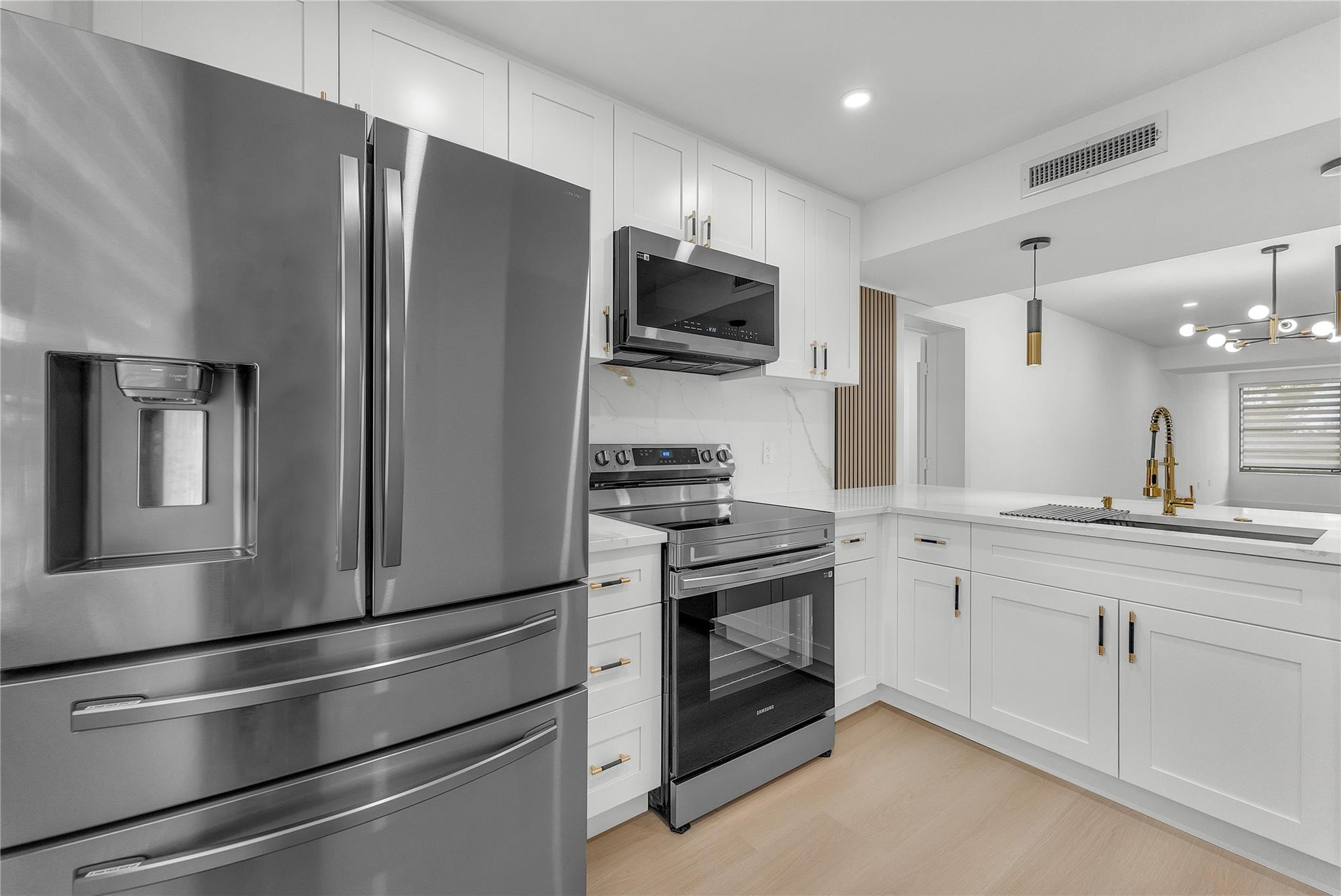 6121 Balboa Circle, Unit 404 Boca Raton, FL 33433 - Photo 16 of 23 Photo 17