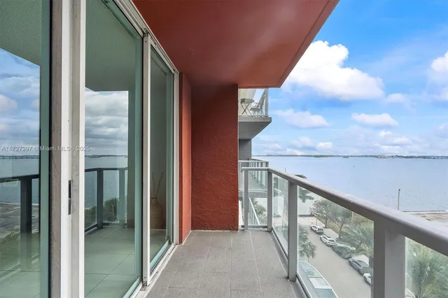 $585,000 | 1155 Brickell Bay Drive, Unit 603, Miami, FL 33131