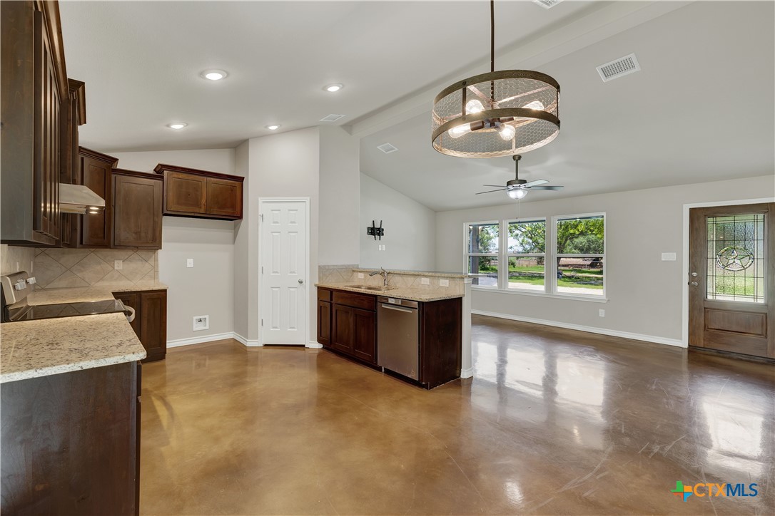 3211 Hunter Road New Braunfels, TX 78132 - Photo 8 of 26