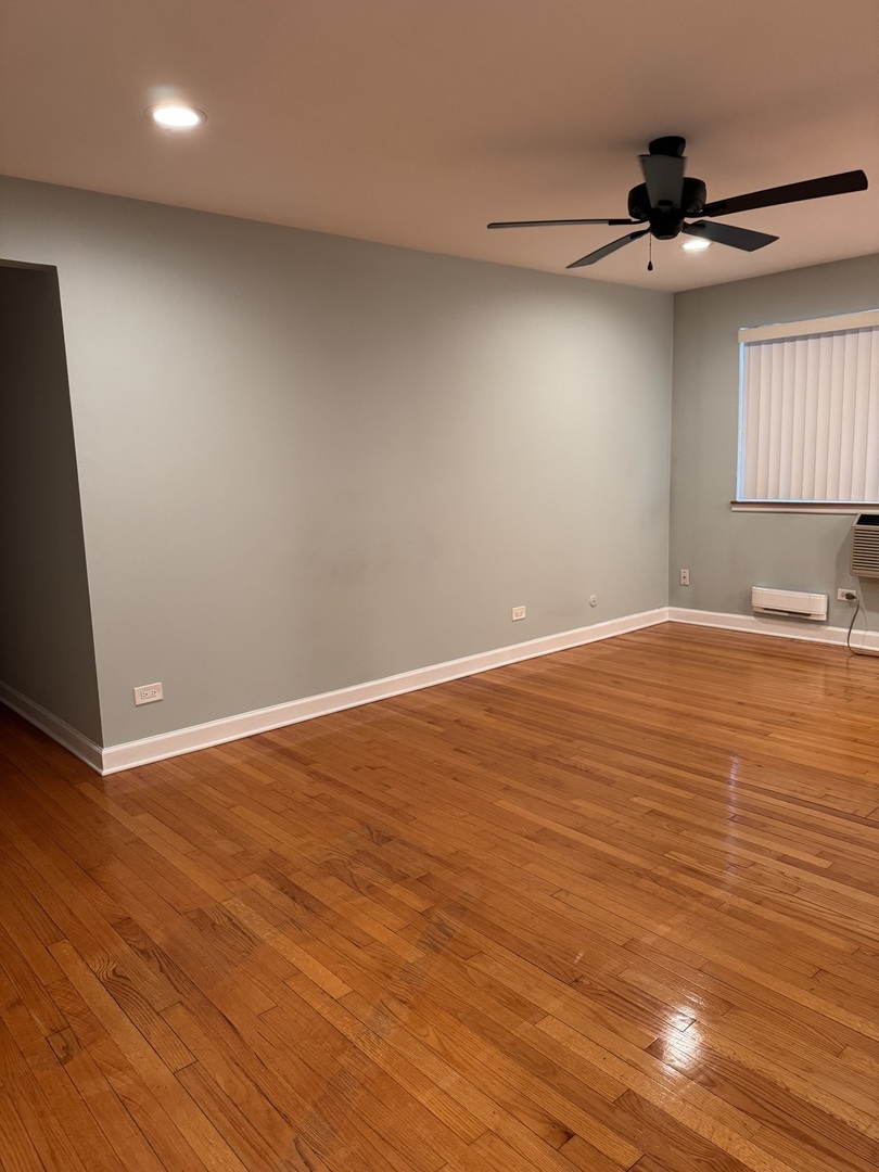 705 Strom Drive, Unit 2D West Dundee, IL 60118 - Photo 11 of 14