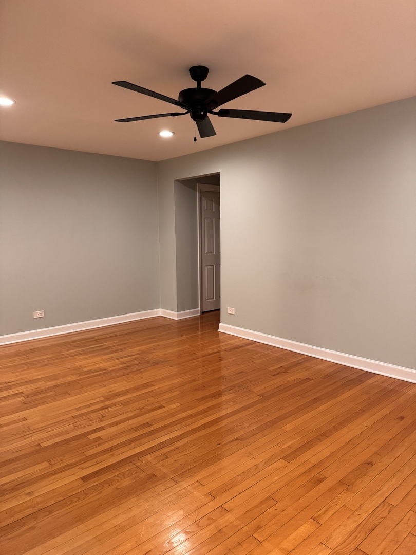 705 Strom Drive, Unit 2D West Dundee, IL 60118 - Photo 3 of 14