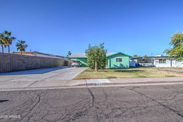 $489,900 | 1258 West Manhatton Drive, Tempe, AZ 85282