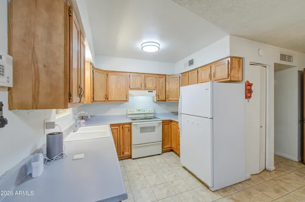 $489,900 | 1258 West Manhatton Drive, Tempe, AZ 85282