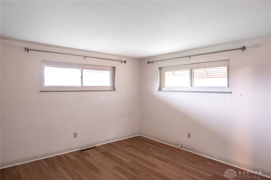 1549 West Stroop Road Kettering, OH 45439 - Photo 15 of 21 Gallery Image 15