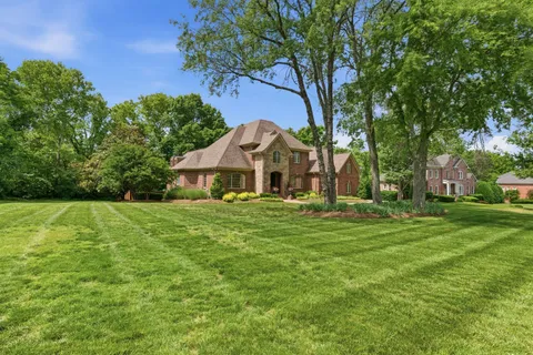 $1,999,990 | 9421 Whittingham Drive, Brentwood, TN 37027
