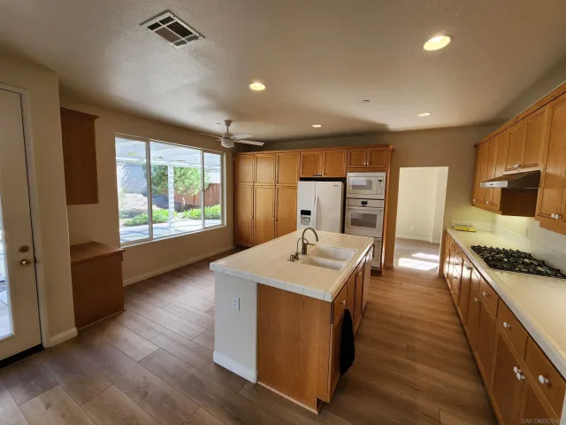 $5,495 | 10552 Canberra Court, San Diego, CA 92127