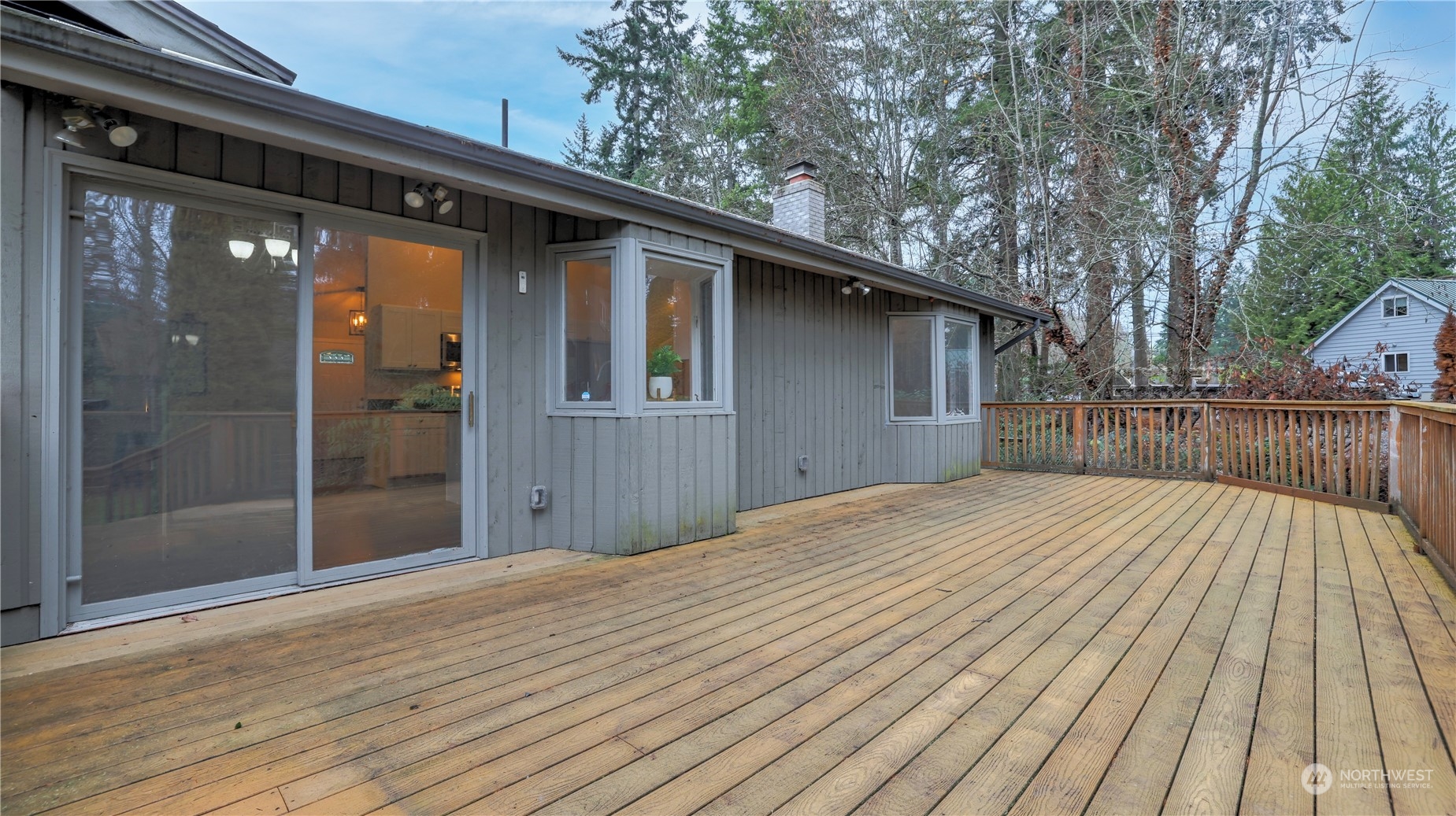 18820 Southeast 134th Street Renton, WA 98059 - Photo 36 of 38 a backyard of a house