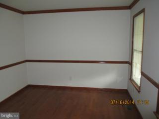 4825 Telegraph Road Elkton, MD 21921 - Photo 4 of 10 Living Room