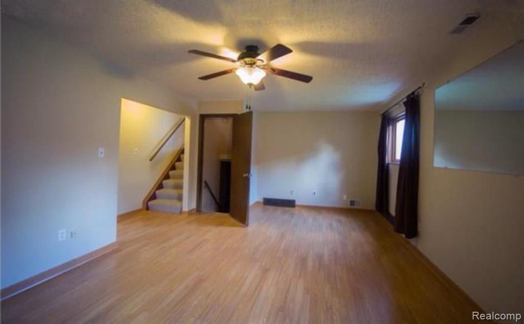 2177 Castleton Drive Troy, MI 48083 - Photo 25 of 32