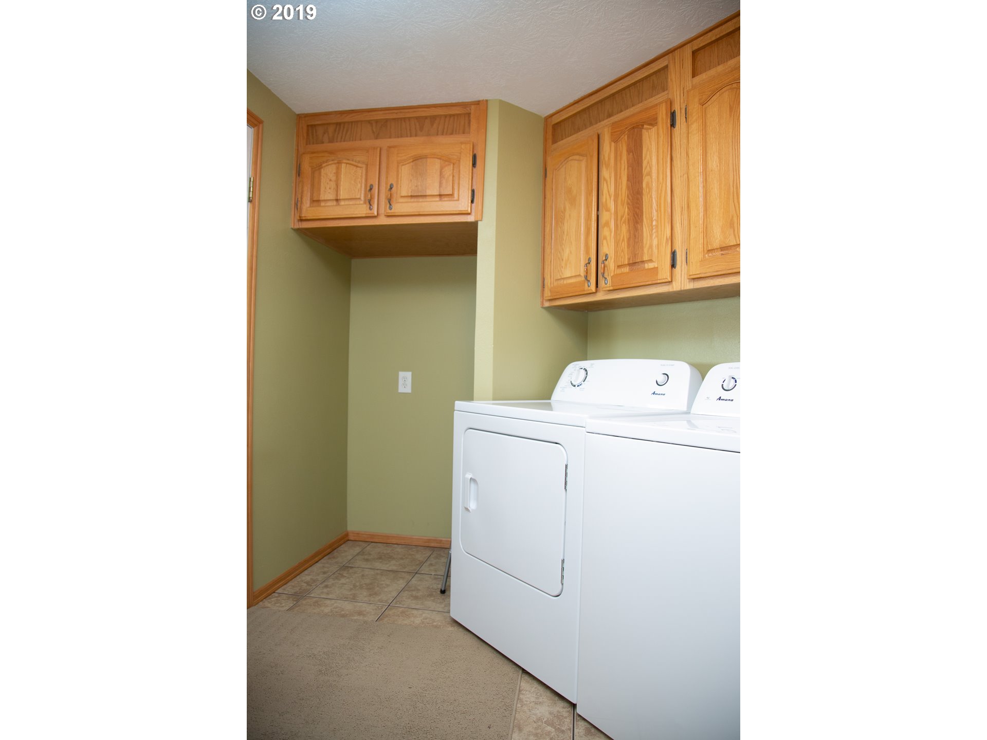 315 South Wayne R Road Tygh Valley, OR 97063 - Photo 5 of 32 Gallery Image 5