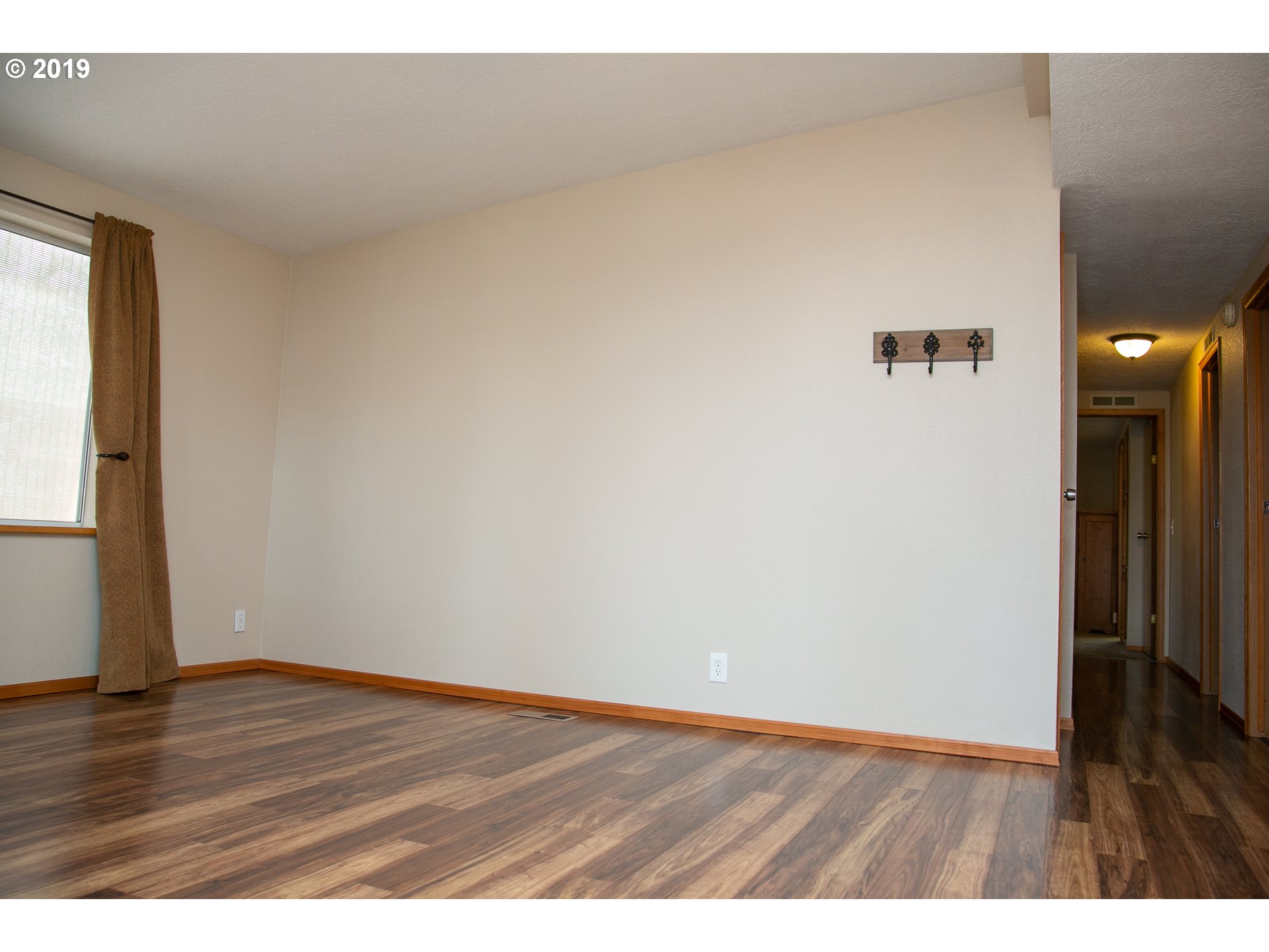 315 South Wayne R Road Tygh Valley, OR 97063 - Photo 7 of 32 Gallery Image 7