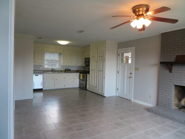 119 Lucky Hollow Road Hickory, NC 28601 - Photo 7 of 31 Gallery Image 7