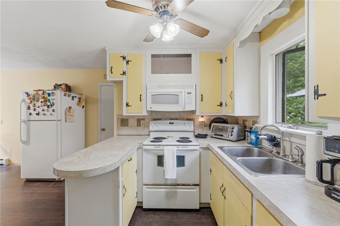 2654 Harkney Hill Road Coventry, RI 02816 - Photo 10 of 50