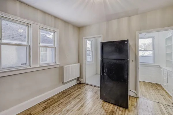 $2,250 | 2939 Russell Avenue North, Minneapolis, MN 55411
