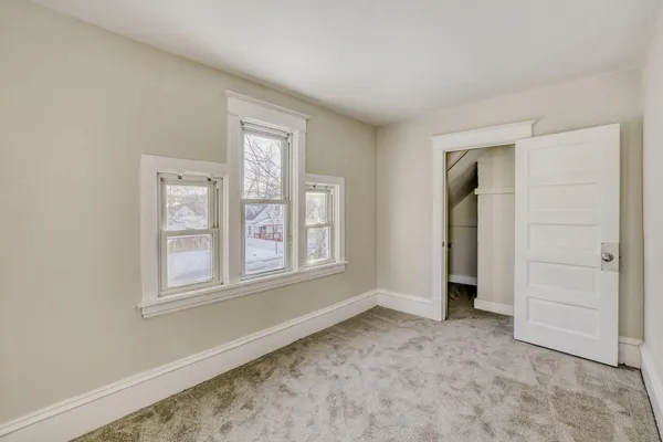 $2,250 | 2939 Russell Avenue North, Minneapolis, MN 55411