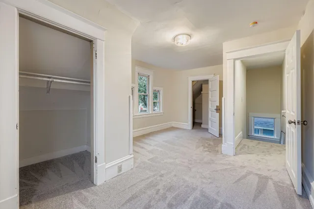 $2,399 | 2939 Russell Avenue North, Minneapolis, MN 55411