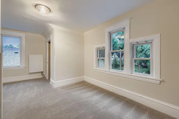 $2,250 | 2939 Russell Avenue North, Minneapolis, MN 55411