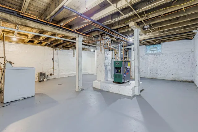 $2,399 | 2939 Russell Avenue North, Minneapolis, MN 55411