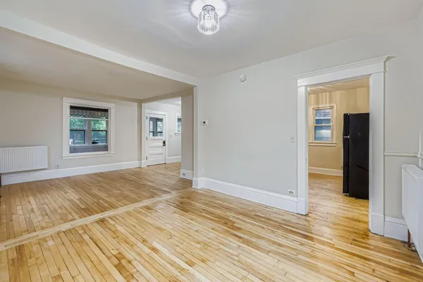 $2,250 | 2939 Russell Avenue North, Minneapolis, MN 55411