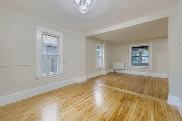 $2,250 | 2939 Russell Avenue North, Minneapolis, MN 55411