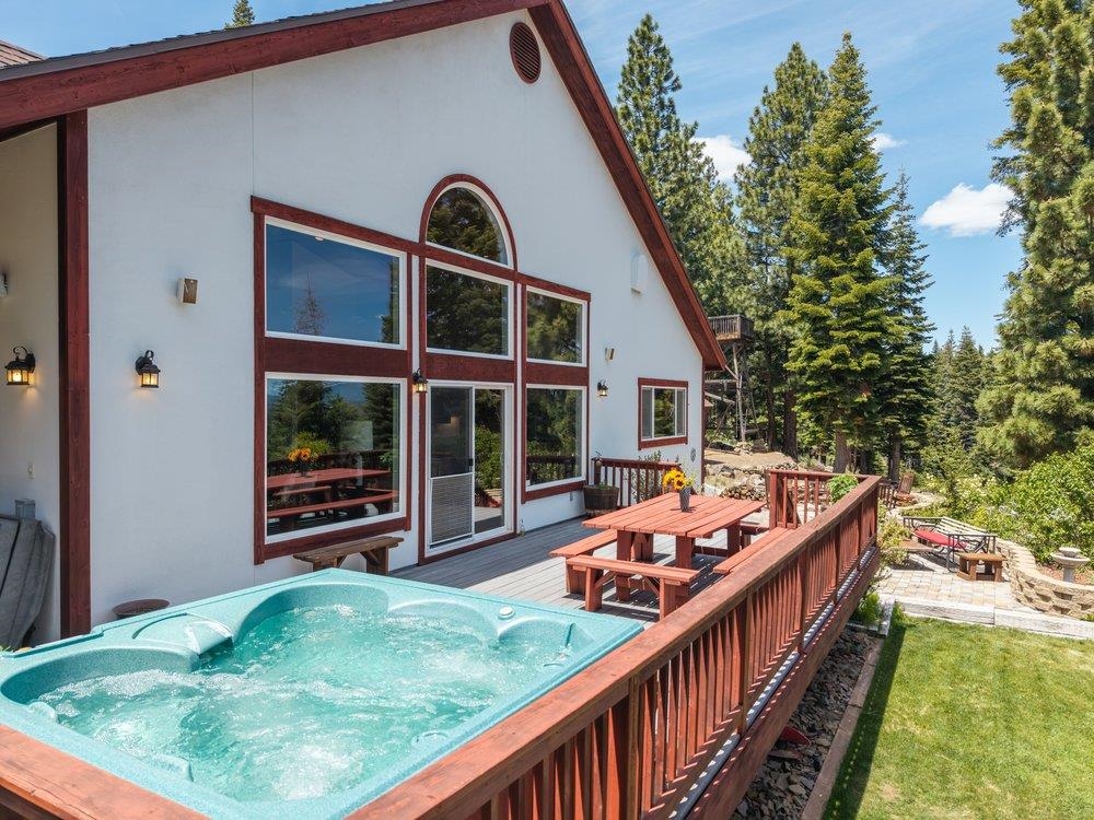 10983 Beacon Road Truckee, CA 96161 - Photo 20 of 28