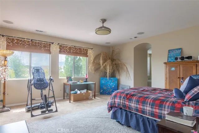 $5,000 | 23806 Mission Puebla, Valencia, CA 91354