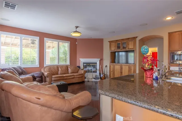 $5,000 | 23806 Mission Puebla, Valencia, CA 91354