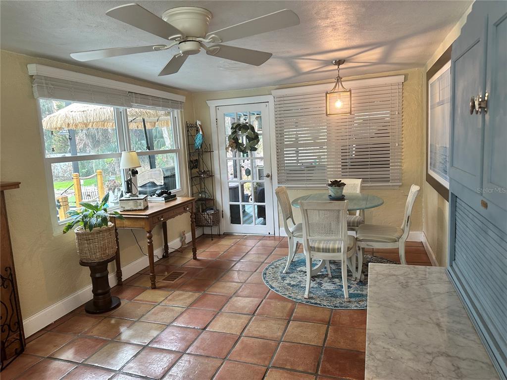 357 Magnolia Place DeBary, FL 32713 - Photo 17 of 50