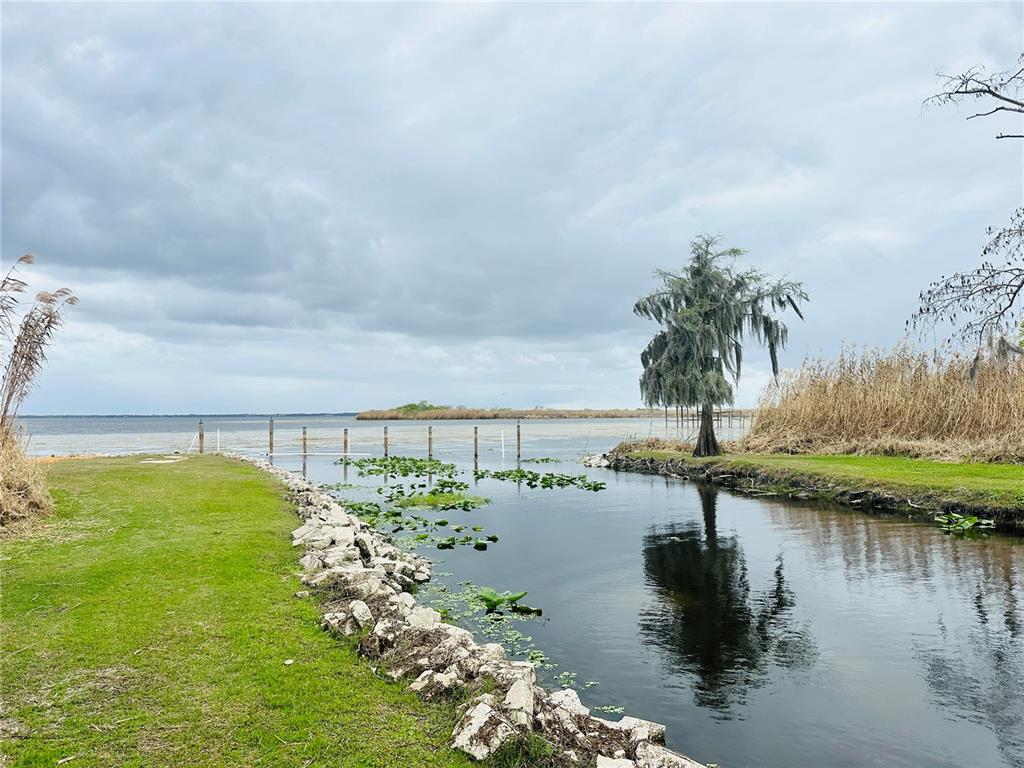 357 Magnolia Place DeBary, FL 32713 - Photo 40 of 50