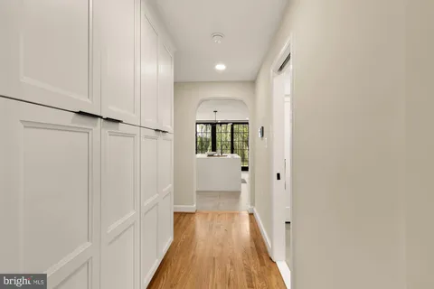 $1,695,000 | 517 Janneys Lane, Alexandria, VA 22302
