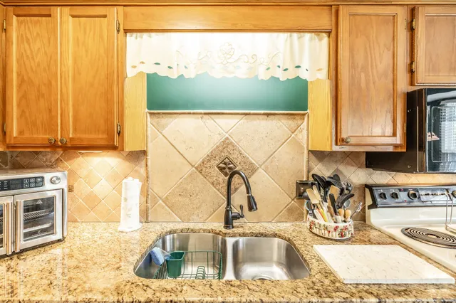 $244,900 | 106 Rolling Meadows Drive, Goodlettsville, TN 37072