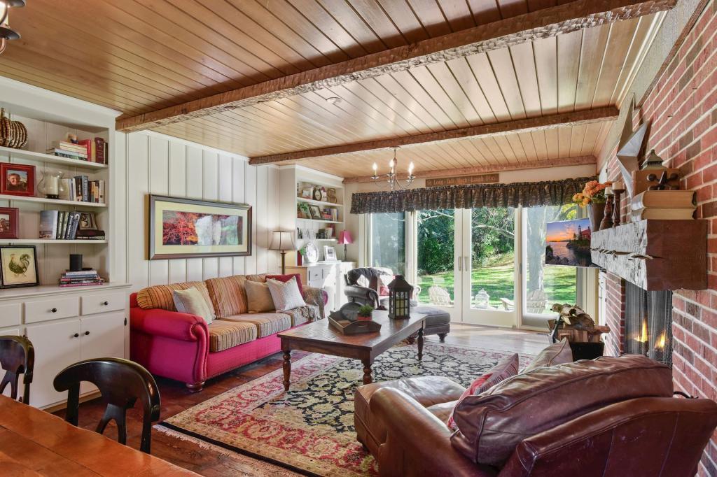 18425 Maple Ridge Road Deephaven, MN 55391 - Photo 12 of 41